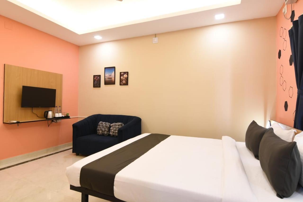 בובנשוואר Emerald Euphoria The Luxury Stay Near Infocity Best Seller מראה חיצוני תמונה
